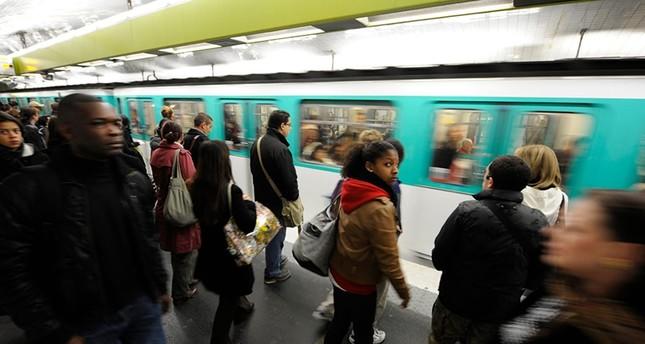 41 subway stations damaged during protests in Chile