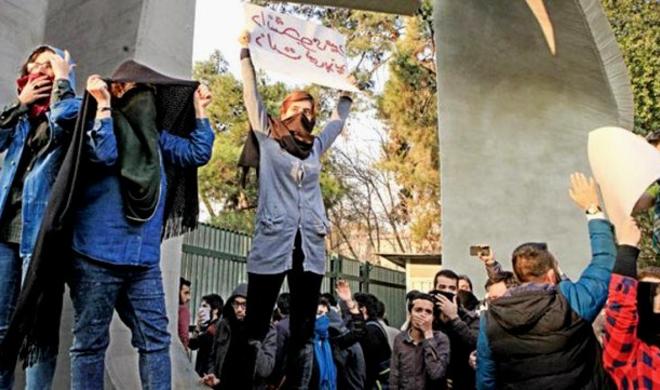 اعتراض و سوگواری دانشجویان دانشکده دندانپزشکی تبریز - ویدئو