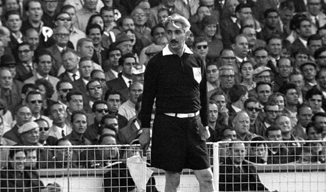 Newcastle fans recall Bahramov before Qarabag clash -