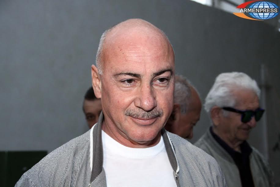 Срок ареста экс-главаря сепаратистов продлён