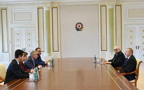 Ilham Aliyev receives Raphael Eskinazi