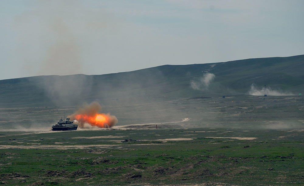 Cadets of High Military College carry out practical tasks - Video