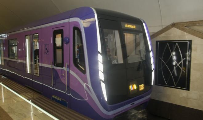 Названа причина остановки работы метро