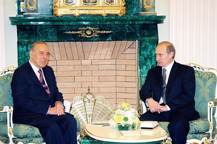 Political wisdom of Heydar Aliyev gained him prestige