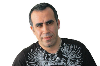 Türkiyəli müğənnidən azərbaycanlı qız üçün çağırış