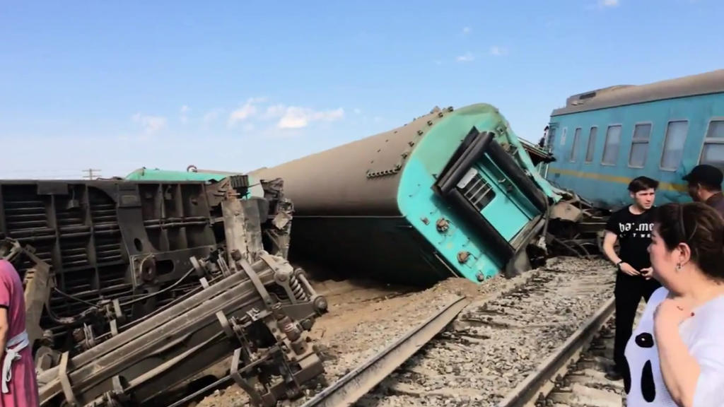 One dead, three injured after train derails - Video