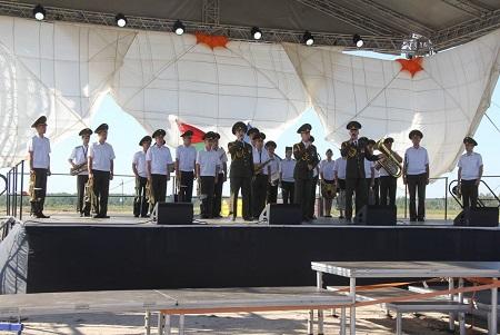 The closing ceremony of the "Sniper Frontier" contest