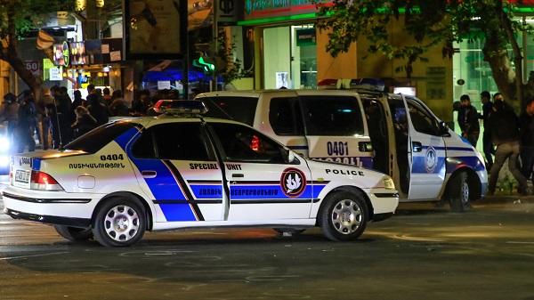 В Армении подорвали гранату: погиб водитель мэра