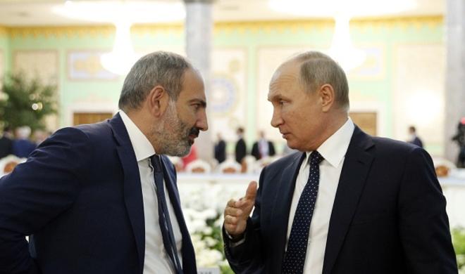 Putin Kremldə açıq dedi - Ermənistanda “duel” başladı