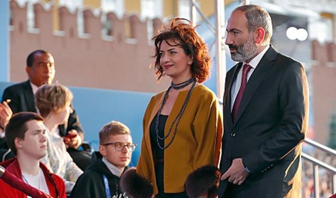 Никол и Анна расстались