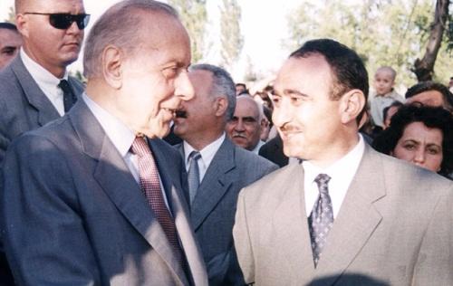 Şok: Həsənov Heydər Əliyevin açdığı məkanı 1 manata ələ keçirib