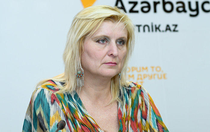 Ученый, увидев карабахский ковер: Это чудо… - Видео