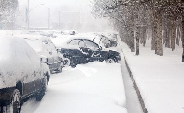 اردبیلده مکتب و اونیورسیتتلر باغلاندی