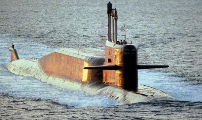 Britaniya atom sualtı qayığını Yaxın Şərqə göndərdi