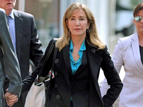 Huffman to plead guilty in college admissions scandal