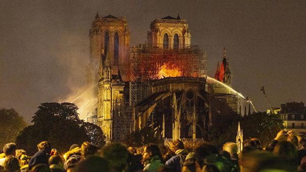 Notre-Dame: First look inside fire-damaged building -