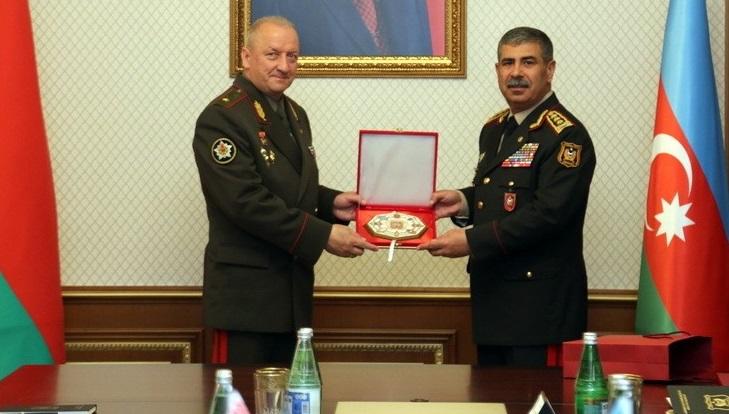 Azerbaijan will buy new weapons from Belarus