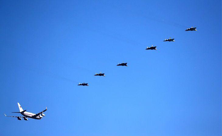 6 fighter jets from Putin's plane -