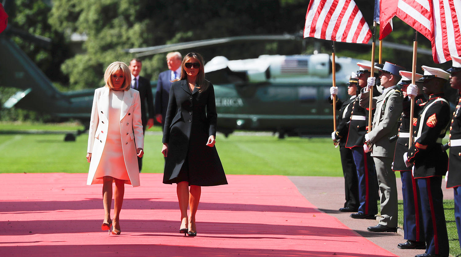 Trampın arvadı tədbirə elə bir geyimdə gəldi ki... - Foto