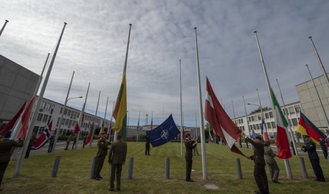 آمریکا به اتحاد ۸۰ ساله خود پایان داد: ناتو اکنون روی کاغذ است