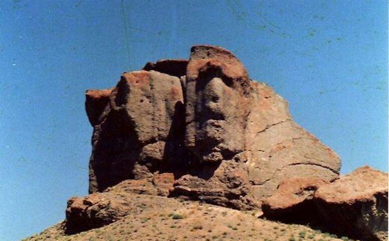 پیکره انسانی نمای باباداوود عنبران در فهرست آثار طبیعی کشور به ثبت میرسد