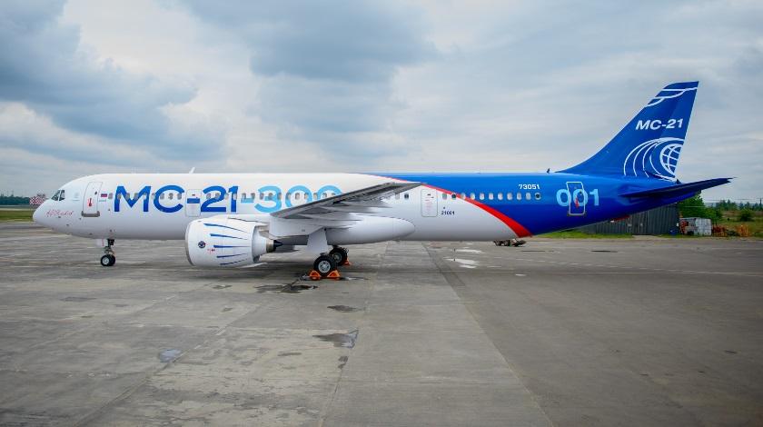 Russia test flies second version of MC-21 jet