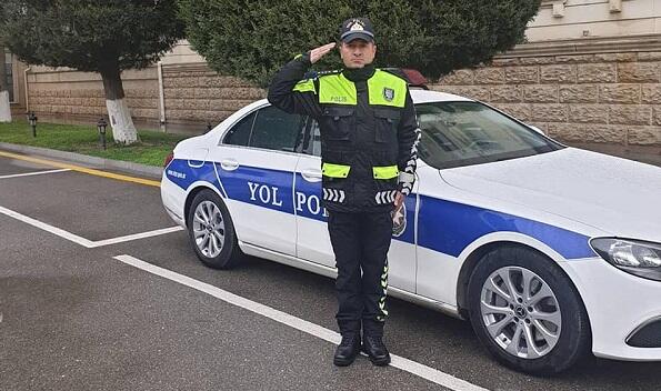 Bakıda polis piyadaları saxladı, video göstərdi - Video