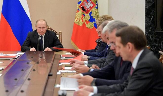 Problem ciddidir, Putin nəhayət etiraf etdi