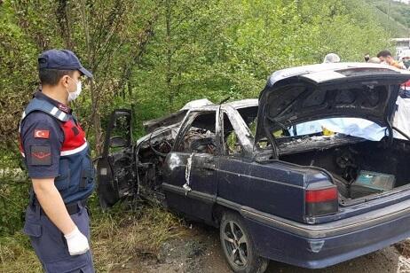 Türkiyədə ağır qəza: 3 azərbaycanlı maşında yandı