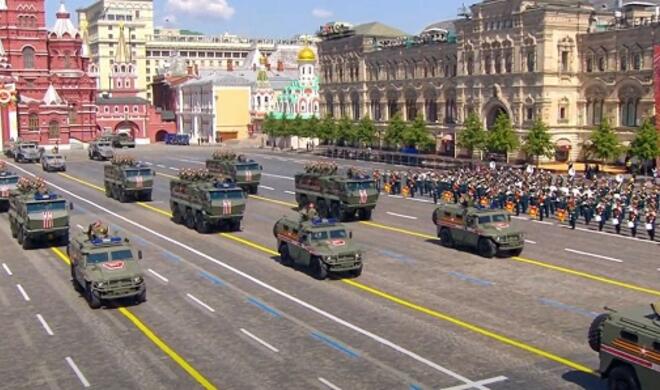 Russia will not display military hardware at victory parade