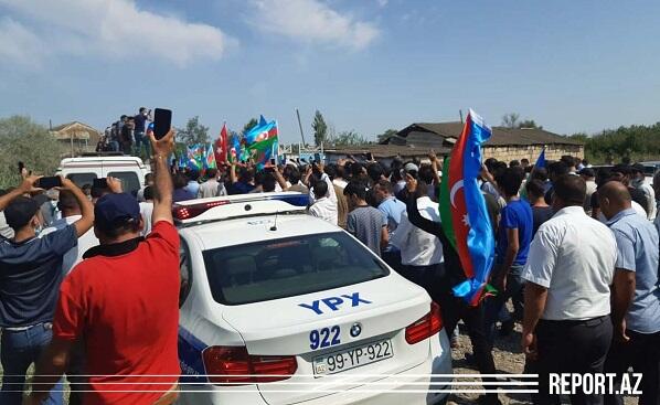 Şəhid zabitimiz dəfn edildi - Foto