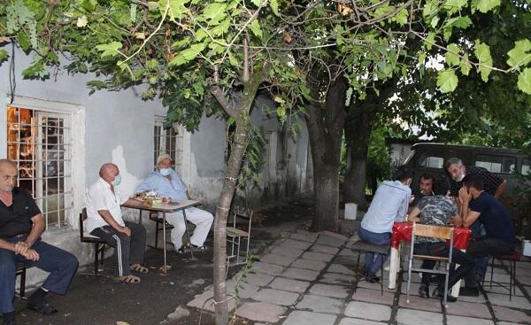 Karantin qaydalarını pozan çayxana aşkarlandı