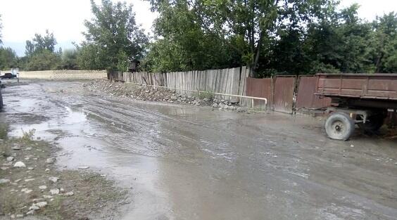 Şabranda sürüşmə fəallaşdı: evlər təhlükə altında... - Video