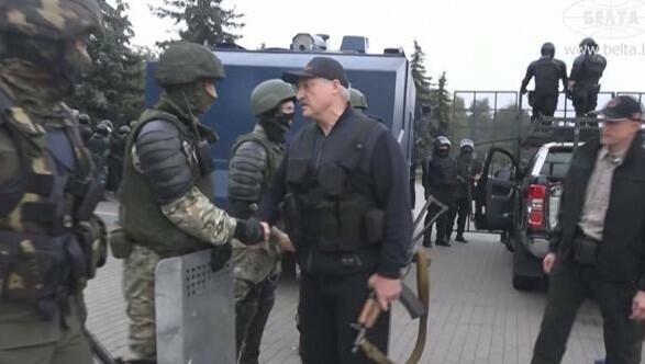 Rusiya Lukaşenkonu razı salsa, ordu hücuma keçəcək