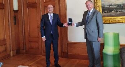 Səfirimiz Rotterdam meri ilə görüşdü - Foto