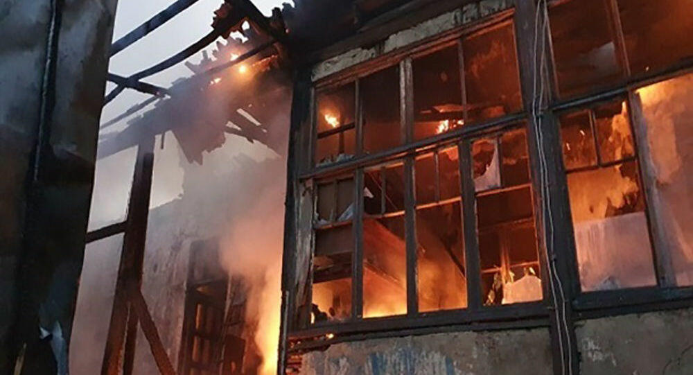 Ermənistanda güclü yanğın: 8 ev yandı - Foto