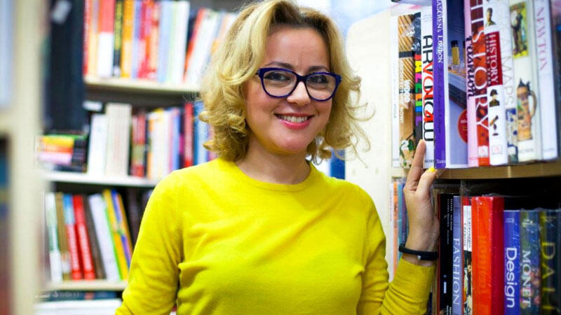 Nigar Köçərli Şuşada kitabxana açacaq