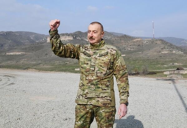 Prezident Şükür Həmidovun qəhrəmanlığından danışdı