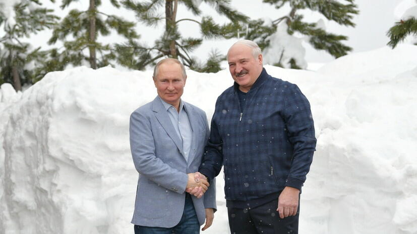 Putin və Lukaşenko arasında danışıqlar başladı