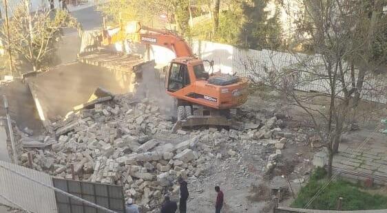 Bakıda ağaclar kəsildi, DETX hərəkətə keçdi - Foto