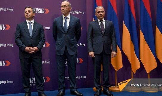 Kocharyan created a new bloc against Nikola