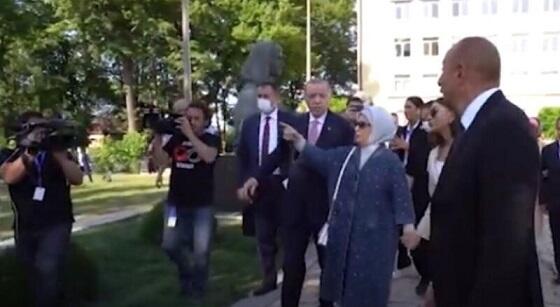 Prezidentlər Bülbül və Üzeyirin heykəllərini ziyarət etdi - Video