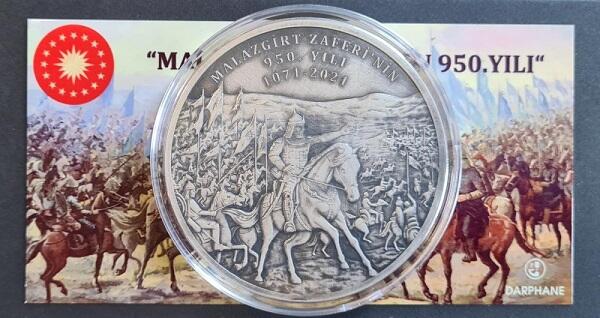 Rafiq Əzizin əsəri əsasında Türkiyədə xatirə nişanları buraxıldı