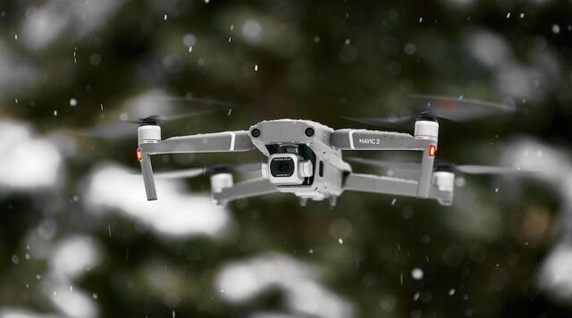 Norveç səmasında yenə naməlum dronlar göründü