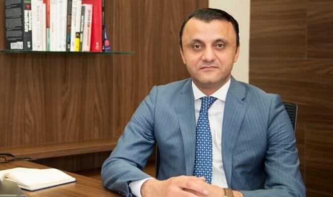 Vüqar Qurbanovun 300 minlik avtomobili: Nömrəsi... - Foto