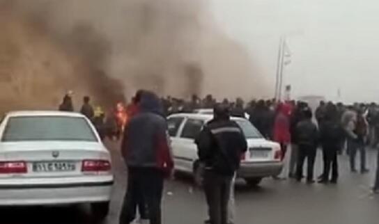 İsrail İranın daha bir şəhərini vurdu