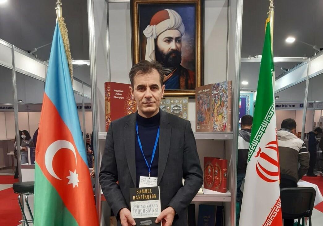 Bakıda sərgidə İran bayrağı mübahisəyə səbəb oldu – Foto