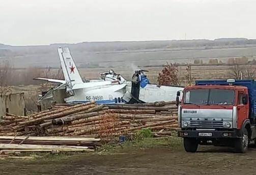 Training aircraft makes emergency landing in Iran