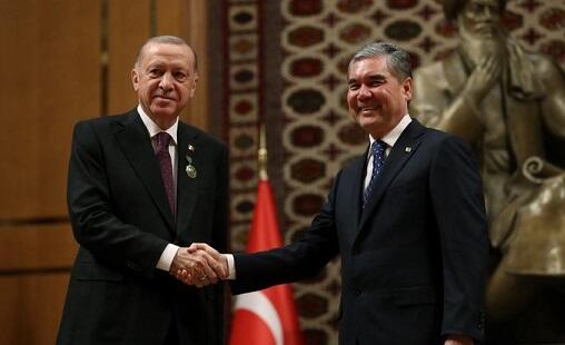 Berdimuhamedov awarded Erdogan with highest order -