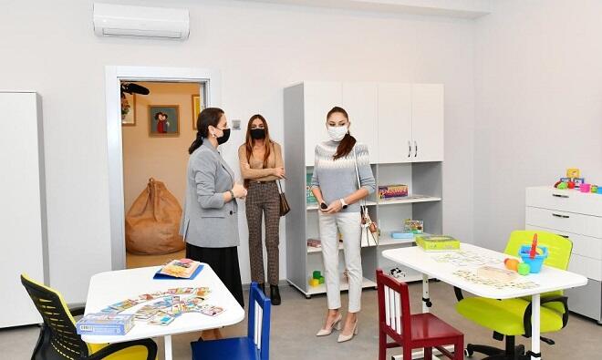 I Lady views conditions created at Autism Center -